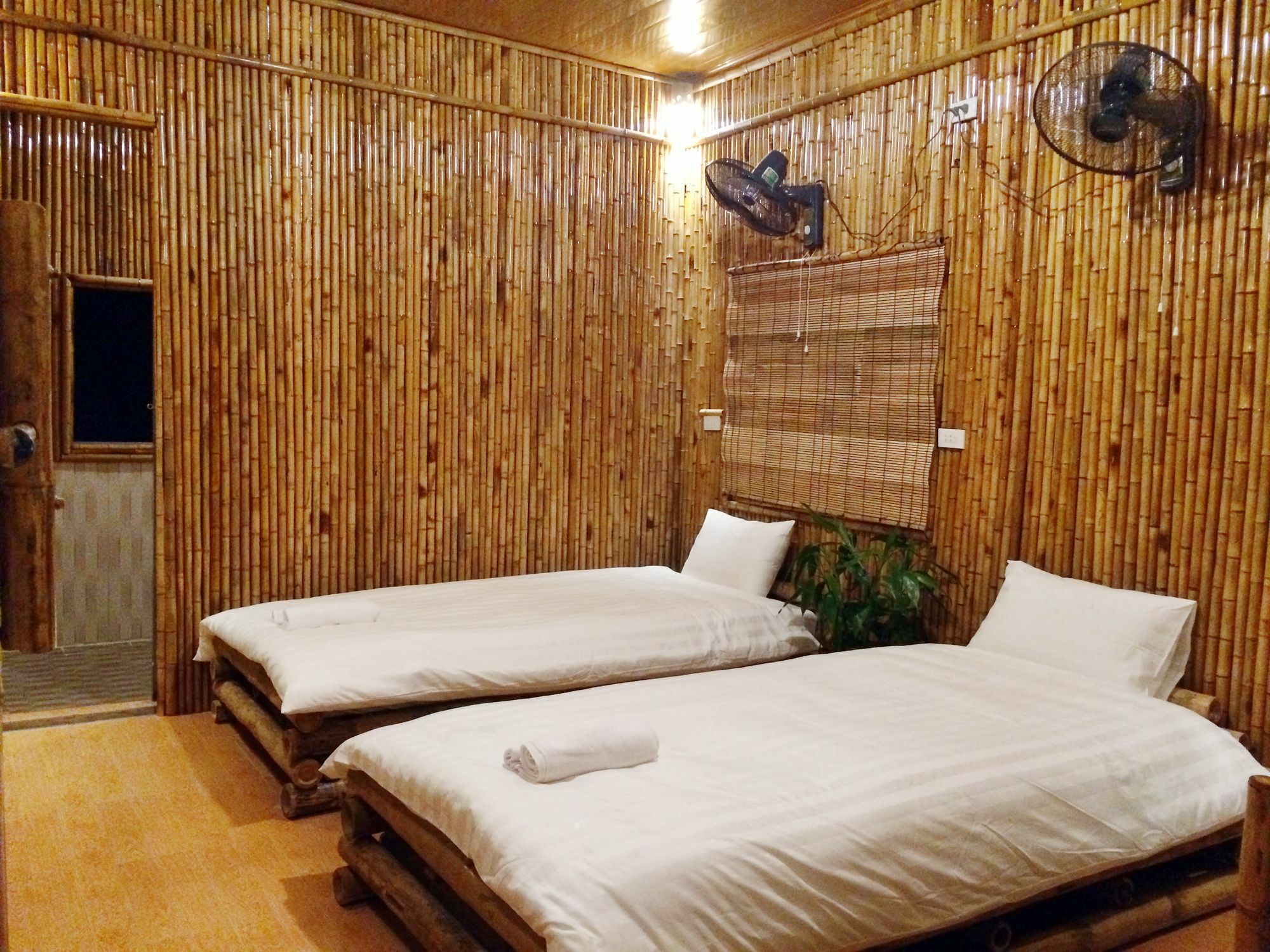 Ham Rong Homestay Ниньбинь Экстерьер фото