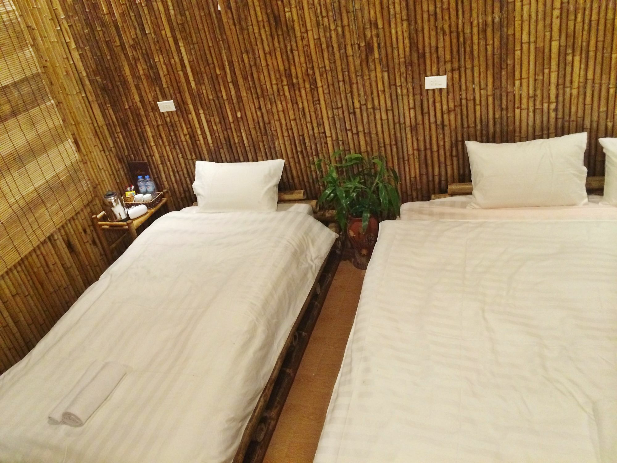 Ham Rong Homestay Ниньбинь Экстерьер фото