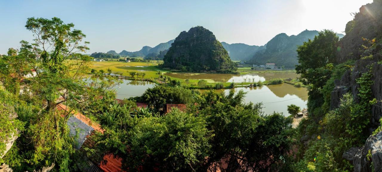 Ham Rong Homestay Ниньбинь Экстерьер фото